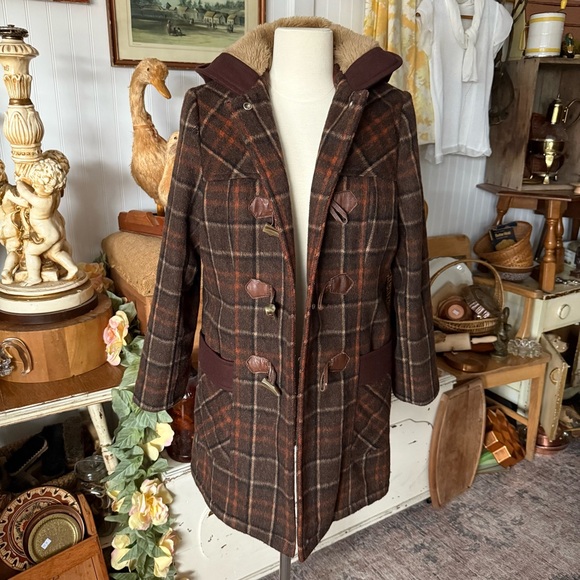 Vintage Jackets & Blazers - Womens Brown Plaid Toggle Coat with Faux Fur Hood